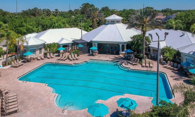 Windsor Palms Apartment | Resort-Style Condo Near Disney World