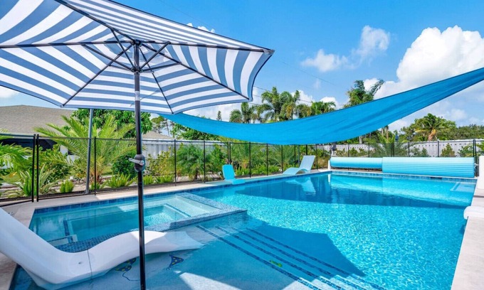 Port Saint Lucie House | Resort-Style Modern Retreat *Pet Friendly*