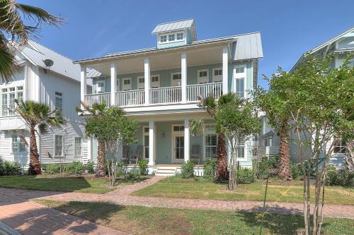 Cinnamon Shore House | Rest Ashored 204 RO