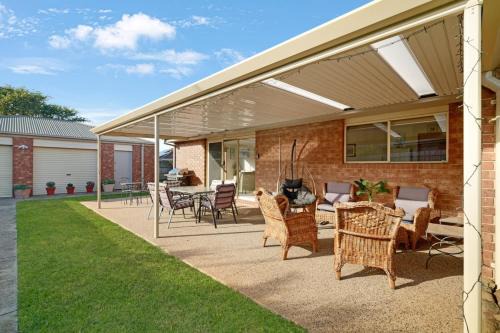 Torquay House | Retro Beach Break - 300 meters to the beach