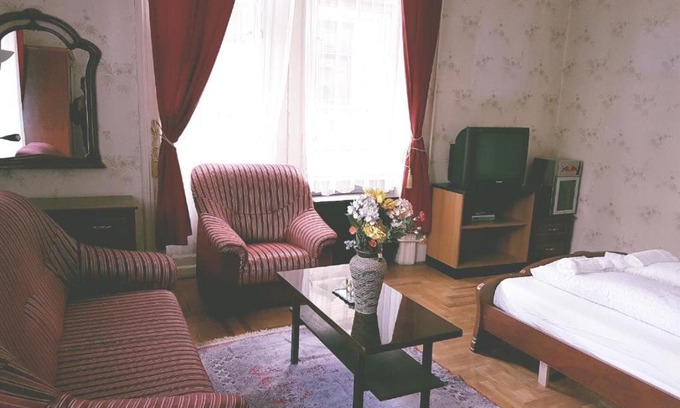 Erzsebetvaros House | Retro Rooms