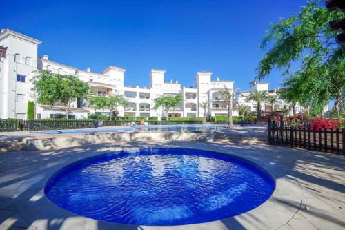 Roldan Apartment | Rez-de-chaussée bord de piscine