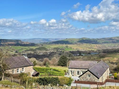 Llangadog House | Rhiwddu Barns