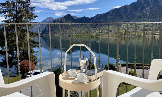 Idro Apartment | Right on the lake, view of the lake and mountains, 200m to store