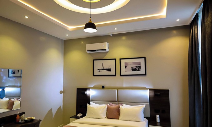 Ikeja Hotel | Ringruby Hotel, Eso Close