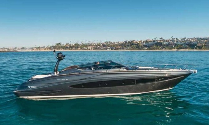 Marina del Rey Boat Rental | ♕ Riva Virtus 65' Yacht - 6HR Day Trip from Marina Del Ray 🌊