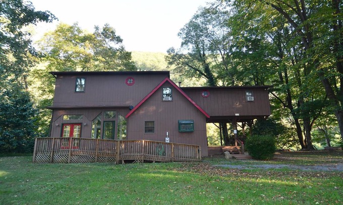 Great Cacapon Cabin | River Time Cabin