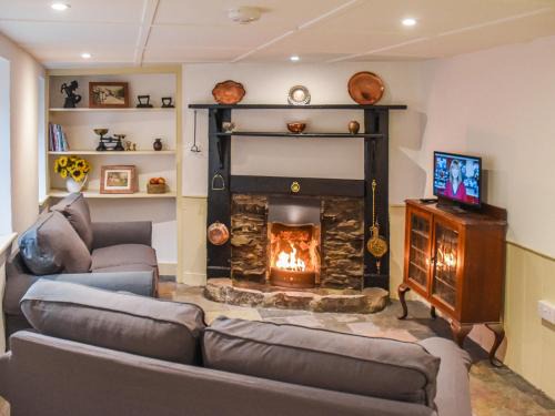 Brendon House | Riverside Cottage