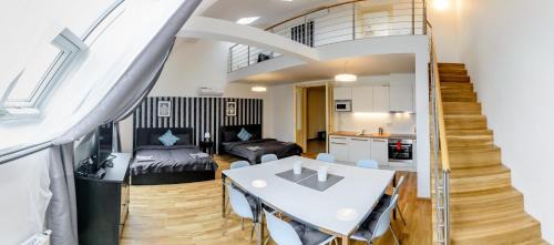 Nove Mesto Apartment | Riverside SPIRIT