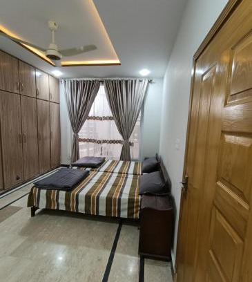 Khyber Pakhtunkhwa Apartment | RMT Residencia full basement