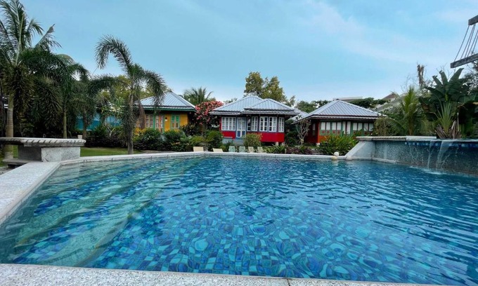 Tanjung Pandan Hotel | Rock and Wreck Dive Resort