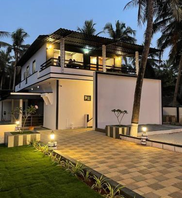 Malpe House | Rock n Ocean1 Beach Stay