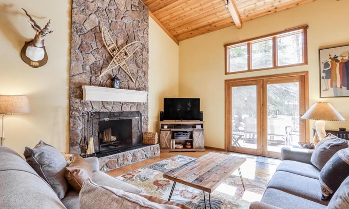 Black Butte Ranch House | Rock Ridge 39