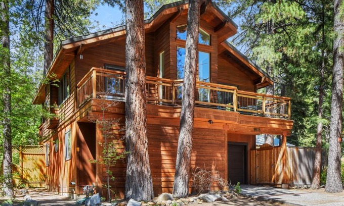 Brockway House | Rocky Retreat