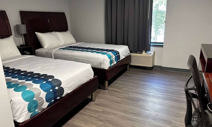 Clemmons Hotel | Rodeway Inn Clemmons - Winston-Salem Area
