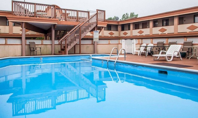 Point Pleasant Beach Hotel | Rodeway Inn Point Pleasant Beach