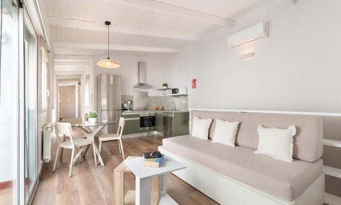 Malasana Apartment | Roisa Centro
