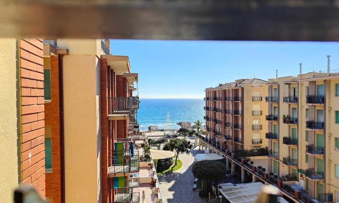 Marina di Andora Apartment | Roma 32 by Tempovacanza