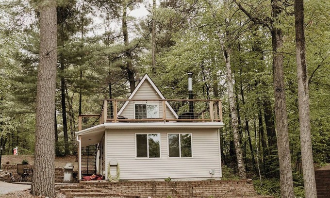 Motley Cabin | Rooftop cabin on amazing Crookneck Lake! "The Crookneck Lookout"