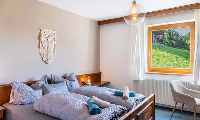 Hainzenberg Apartment | Room '15 En Suite' with Mountain View, Shared Terrace and Wi-Fi