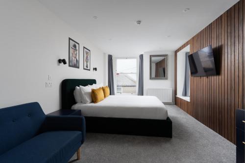 Marazion Apartment | Room 3 Hotel style Double bedroom in Marazion
