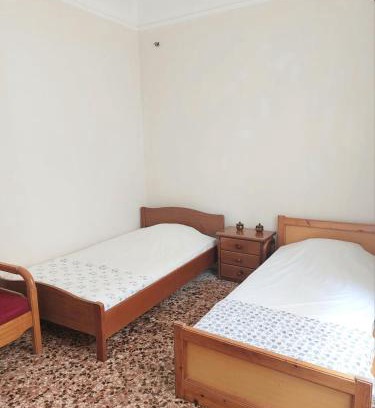 Athens House | Room for 2 in a dormitory 5' from metro