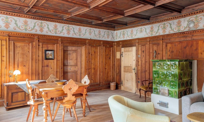 Sarntal Apartment | Room 'Hirschen Fürstenzimmer' with Mountain View, Shared Terrace and Wi-Fi