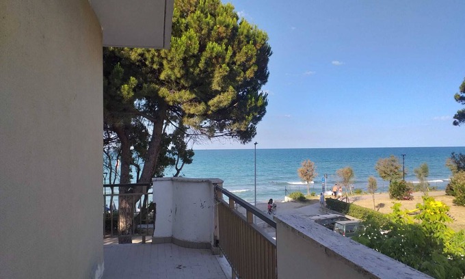 Pineto Bed & Breakfast | Room in B&B - Quadruple Room in Pineto - A Stone Throw From the sea