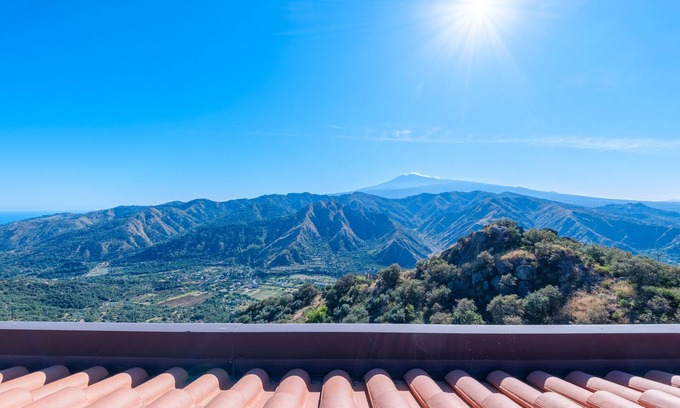 Motta Camastra Apartment | Room 'Twin' with Mountain View, Shared Pool and Shared Terrace