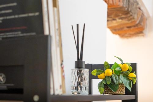 Genoa Historical Centre Apartment | Rosa Homes THE YELLOW - Genoa Center, near the Metro, Aquarium
