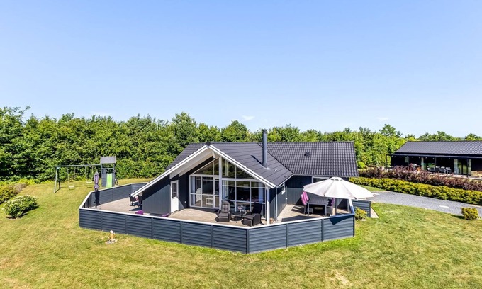 Skovmose House | "Rosamunde" - 700m from the sea by Interhome