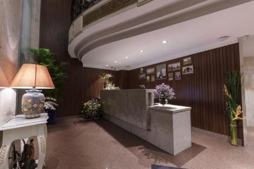Little Japan Hotel | Roseland Corp Hotel