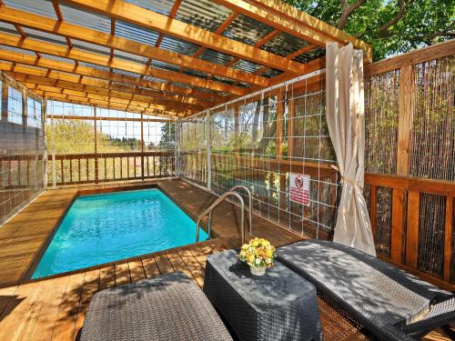 Rosh Pinna Cabin | Rosh Pinat Noy