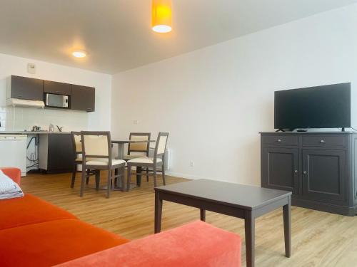 Centre Ville Rive Gauche Apartment | Rouen T3 moderne et équipé - 394