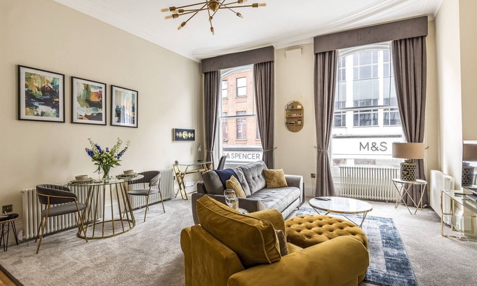 York Apartment | Rowntree One - Stunning Apartment- Grade II listed -Joseph Rowntree Birthplace