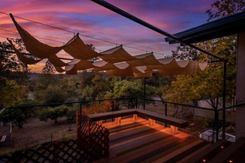 Oakhurst House | Royal Arches Cottages