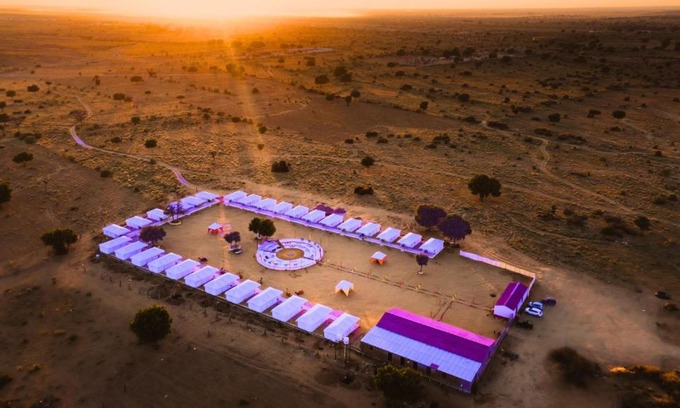 Kanoi Hotel | Royal Pavilion The Cozy Camp at Sam Sand Dunes