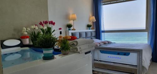 Netanya Apartment | Royal suite with sea view- private jaccuzi-Also suitable for orthodox people