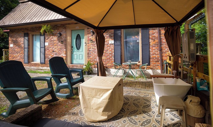 Chattanooga Cottage | Ruby Falls Cottage nCozy 2-bedroom on lookout mountain with AC, WiFi