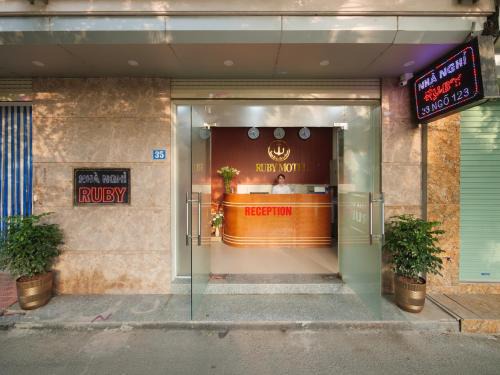 Trung Hoa Nhan Chinh Hotel | Ruby MOTEL