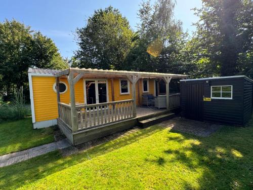 Sumar Apartment | Ruime 5-persoons chalet aan het Bergumermeer