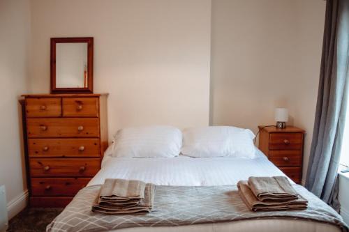 Otley House | Rustic Cottage in Heart of Town