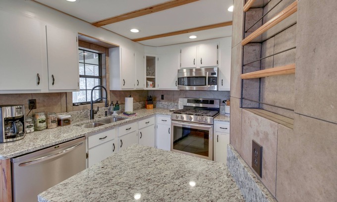 Ellijay Cabin | Rustic Ellijay Cabin with Fire Pit & Mtn Views!