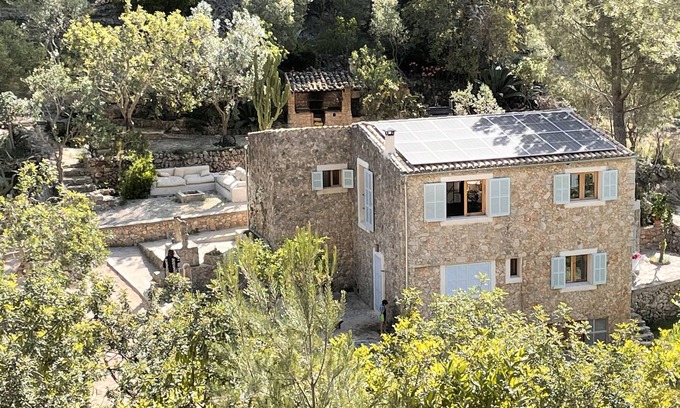 Selva Cottage | Rustic Finca With Pool in the Tramontana