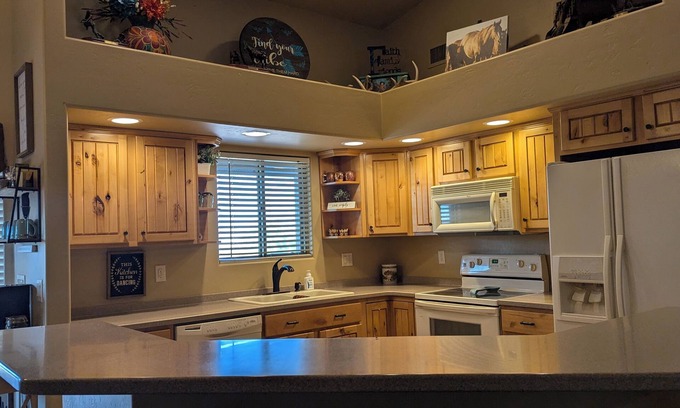 Morristown House | Rustic Hacienda Hideaway