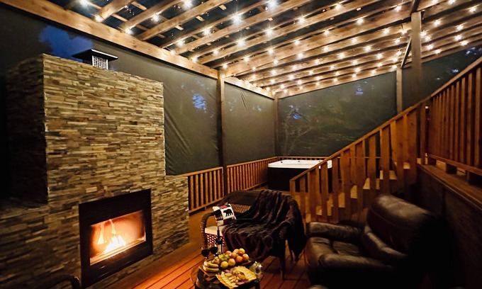 Sevierville Cabin | Rustic Luxury in the Smokies: 3-Level Deck, Treehouse, Hot Tub and Games Galore