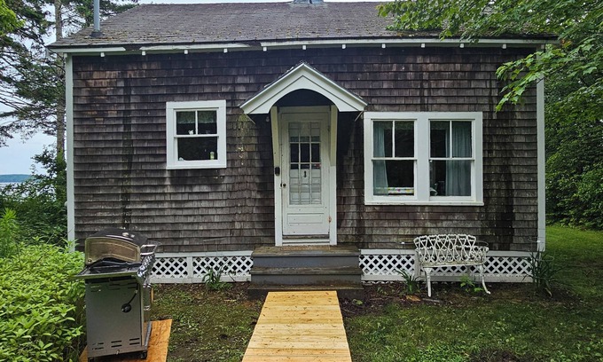 Owls Head Cottage | Rustic Maine Camps In Owls Head, ME!
