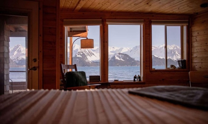 Lowell Point Cabin | Rustic Roots Seaside Indigo Cabin
