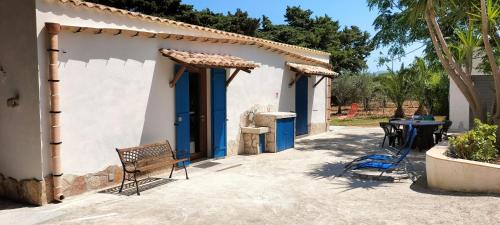 Valderice Ski Chalet | RUSTICO FRA IL VERDE E IL MARE a LIDO VALDERICE