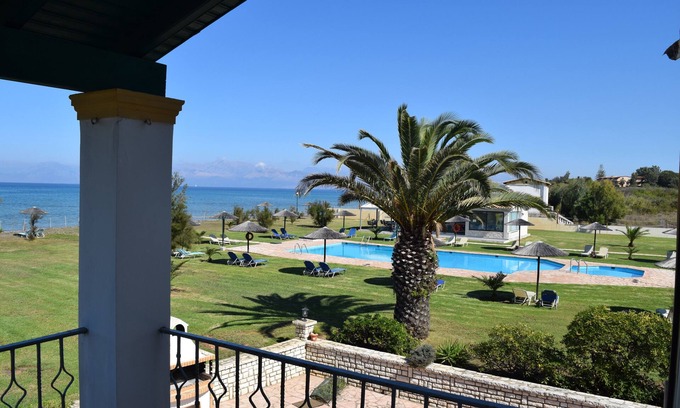 Roda Hotel | S&C Kosmos Beach Resort
